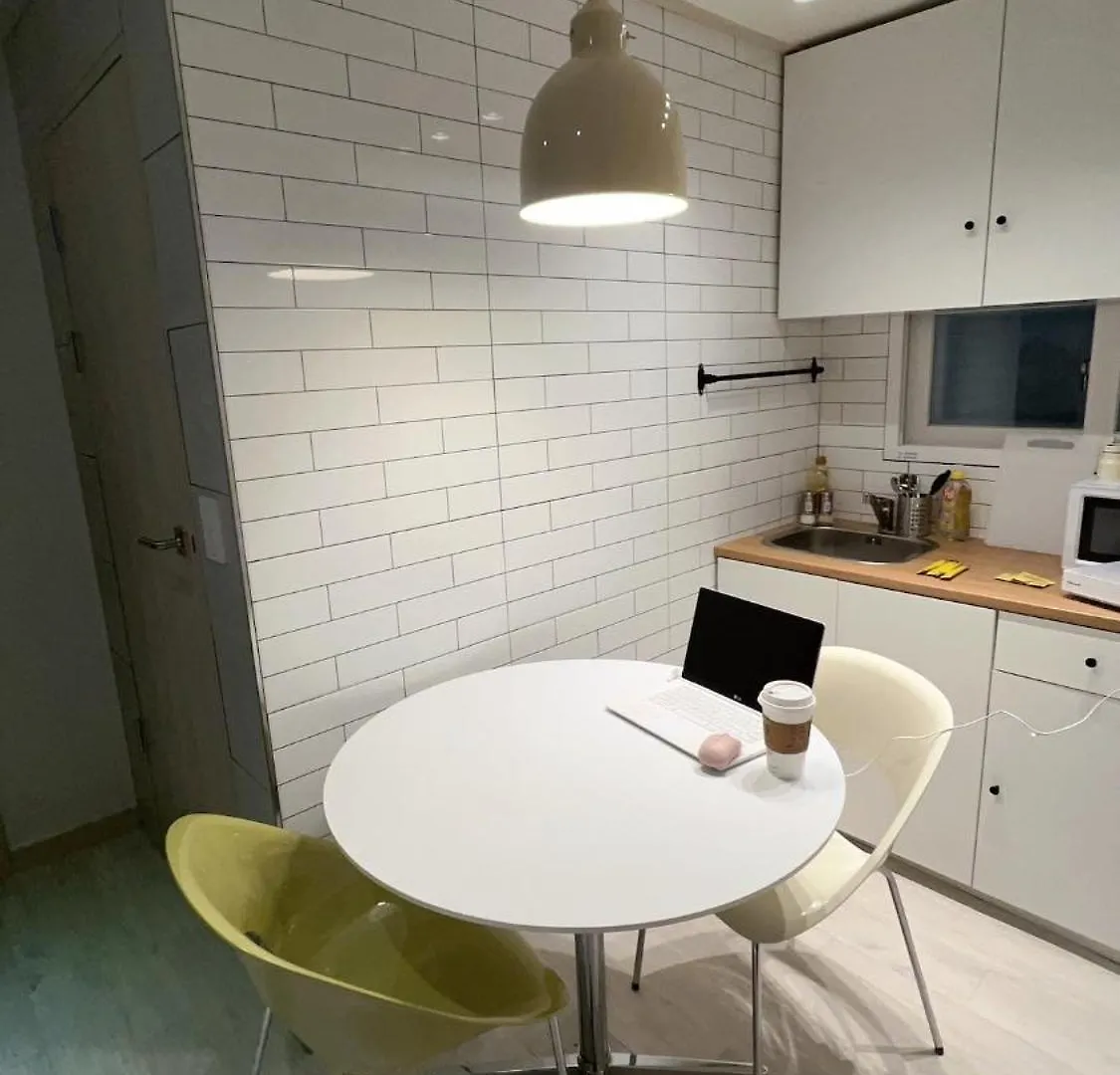 Guest house Cozy Jin Stay I Yeomchang 102 Seoul South Korea