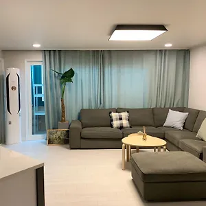 Gangnamstay - Foreign Female Only Seoul